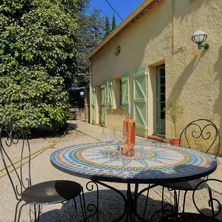 Des Oliviers Bed & Breakfast *